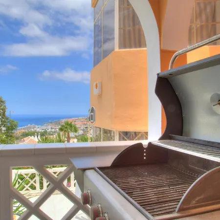 Ocean Hill - Ocean View, Terrace, Bbq, Wifi Vakantiehuis